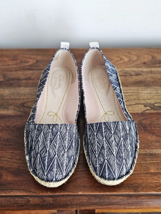 Clarks Shoes - Clarks Clovelly Sun Espadrille Flats Women's 6.5M Blue White Chevron Print
